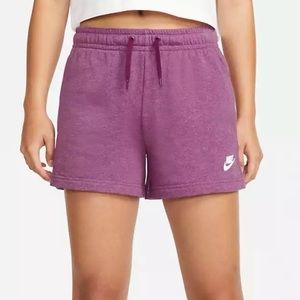 NWT Women Nike Shorts